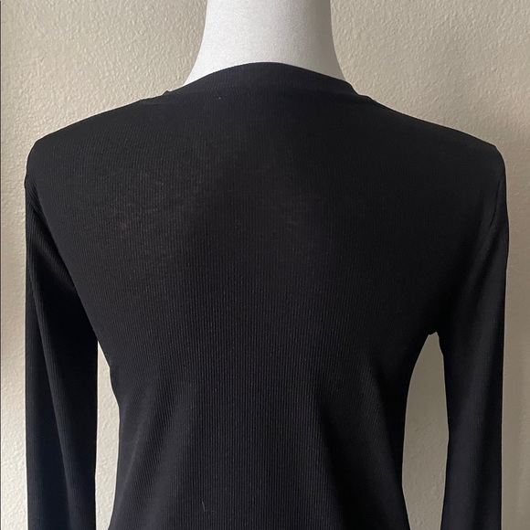 Zara Trafaluc Black Ribbed Long Sleeve Top with Pearl Button Cuffs - Picture 7 of 8